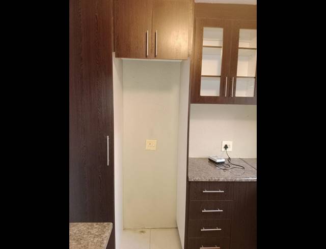 2 BEDROOM HOUSE FOR SALE IN DAWN PARK